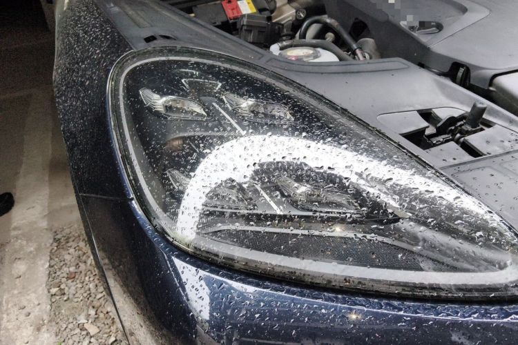 Used Porsche Cayenne E-Hybrid 2022 Cayenne E-Hybrid 2.0T Platinum Edition Right Front Headlight
