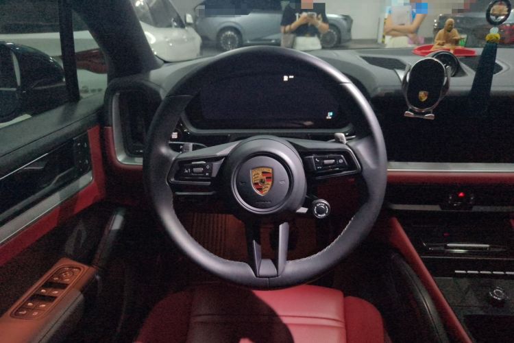 Used Porsche Cayenne E-Hybrid 2022 Cayenne E-Hybrid 2.0T Platinum Edition Steering Wheel
