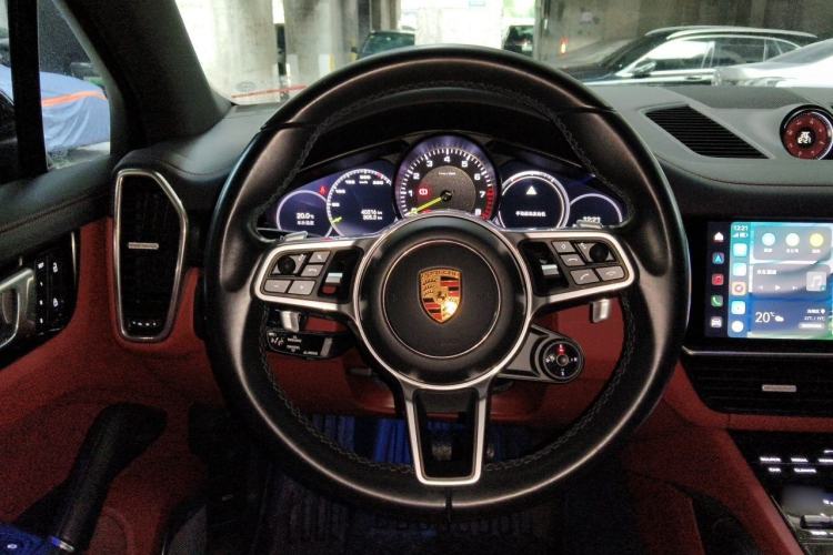 Used Porsche Cayenne E-Hybrid 2022 Cayenne E-Hybrid 2.0T Platinum Edition Steering Wheel