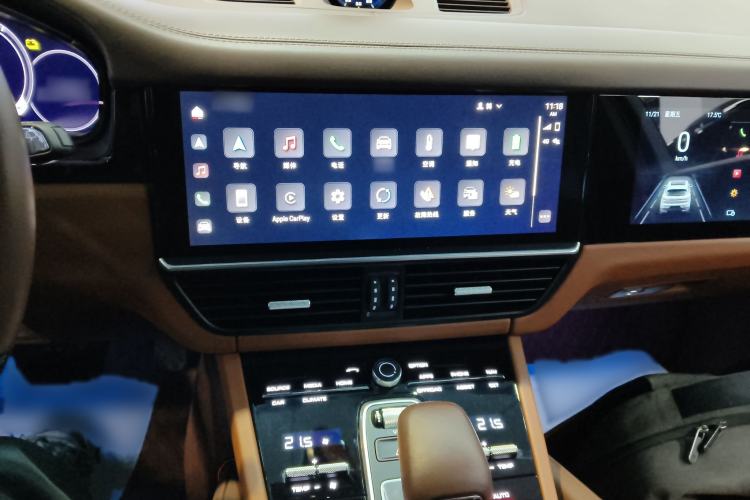 Used Porsche Cayenne E-Hybrid 2022 Cayenne E-Hybrid 2.0T Platinum Edition Audio And AC Panel