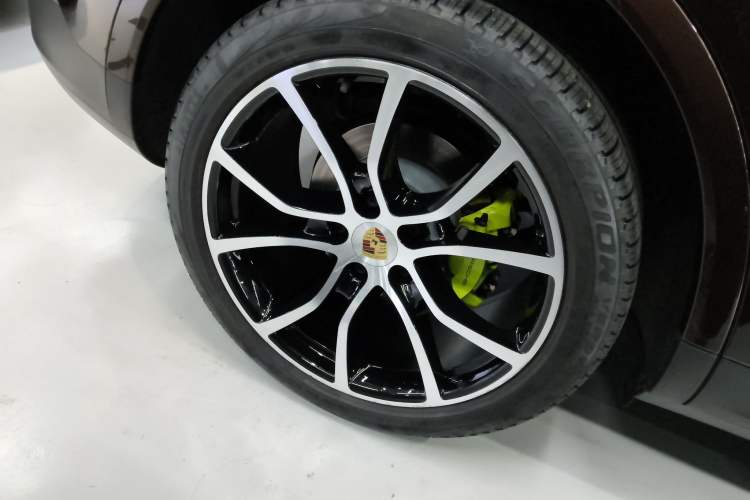 Used Porsche Cayenne E-Hybrid 2022 Cayenne E-Hybrid 2.0T Platinum Edition Exterior 7