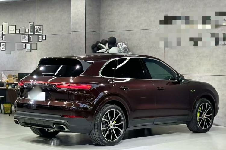 Used Porsche Cayenne E-Hybrid 2022 Cayenne E-Hybrid 2.0T Platinum Edition Exterior 9