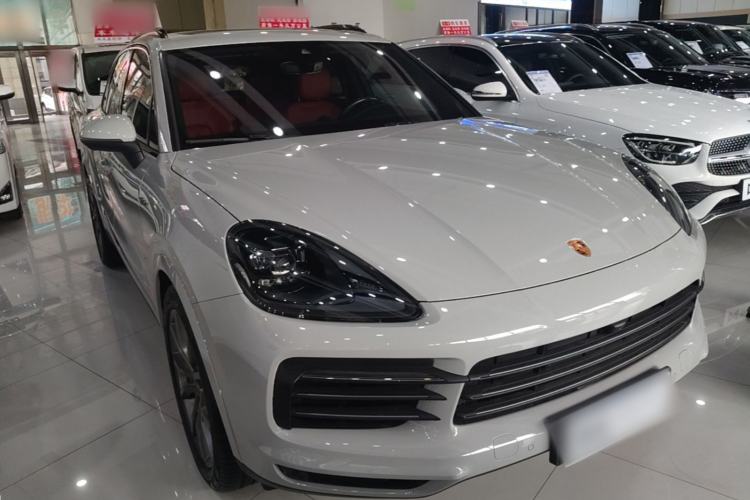 Used Porsche Cayenne E-Hybrid 2022 Cayenne E-Hybrid 2.0T Platinum Edition Front Right 45 Deg