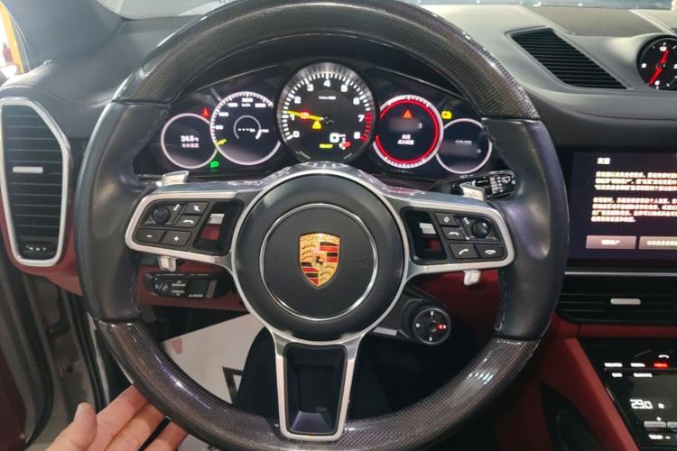 Used Porsche Cayenne E-Hybrid 2022 Cayenne E-Hybrid 2.0T Platinum Edition Steering Wheel
