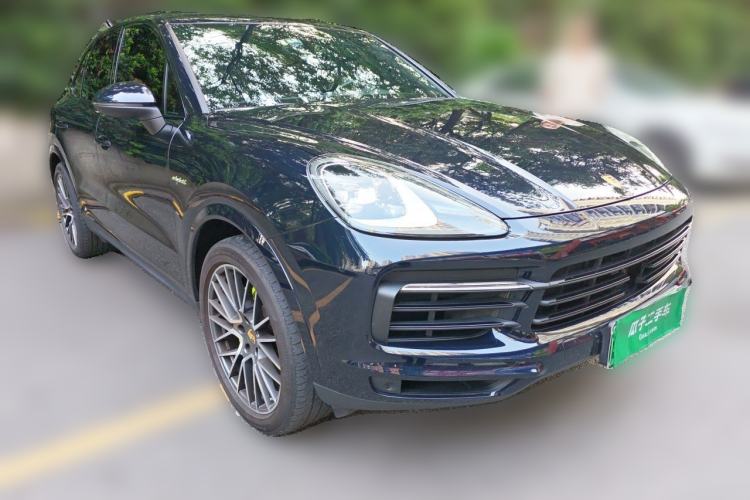 Used Porsche Cayenne E-Hybrid 2022 Cayenne E-Hybrid 2.0T Platinum Edition Front Right 45 Deg