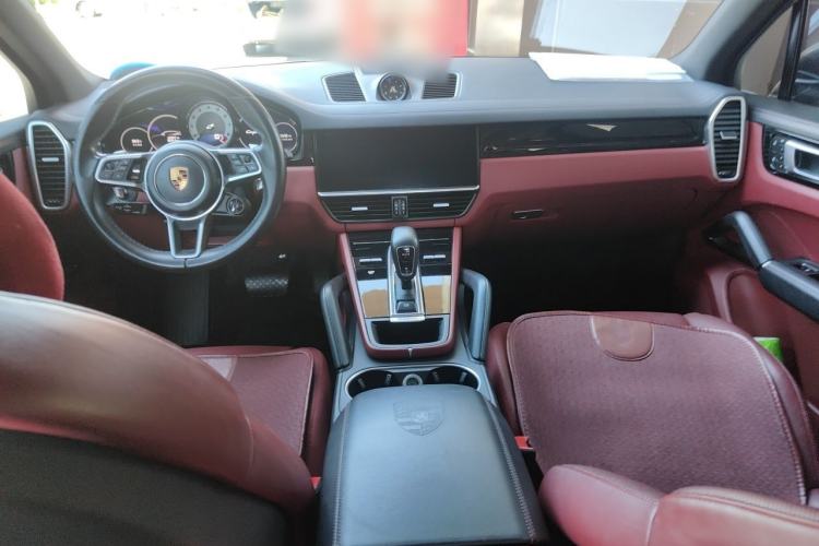 Used Porsche Cayenne E-Hybrid 2022 Cayenne E-Hybrid 2.0T Platinum Edition Center Console