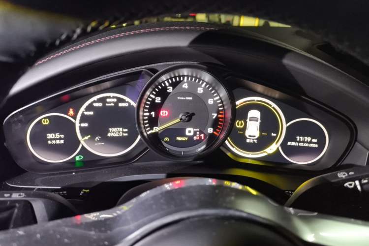 Used Porsche Cayenne E-Hybrid 2022 Cayenne E-Hybrid 2.0T Platinum Edition Instrument Cluster