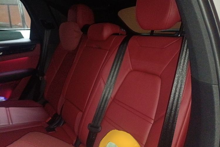 Used Porsche Cayenne E-Hybrid  Left Rear Seat