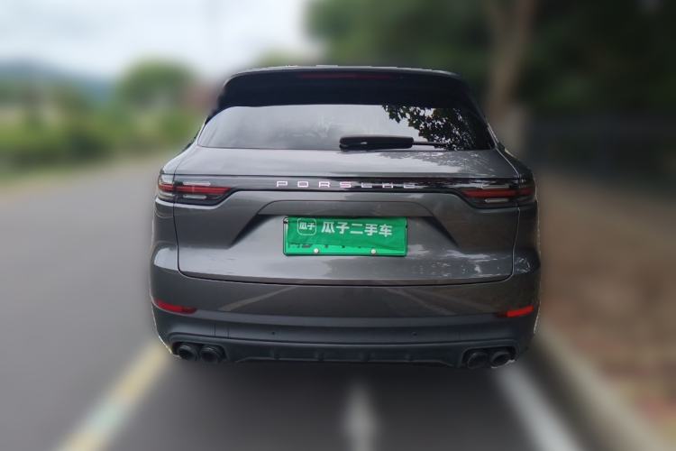 Used Porsche Cayenne E-Hybrid 2022 Cayenne E-Hybrid 2.0T Platinum Edition Rear