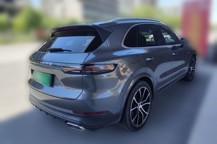 Used Porsche Cayenne E-Hybrid 2022 Cayenne E-Hybrid 2.0T Platinum Edition Rear Right 45 Deg