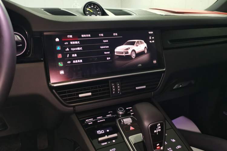 Used Porsche Cayenne E-Hybrid 2022 Cayenne E-Hybrid 2.0T Platinum Edition Audio And AC Panel