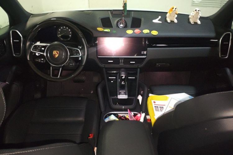 Used Porsche Cayenne E-Hybrid 2022 Cayenne E-Hybrid 2.0T Platinum Edition Center Console
