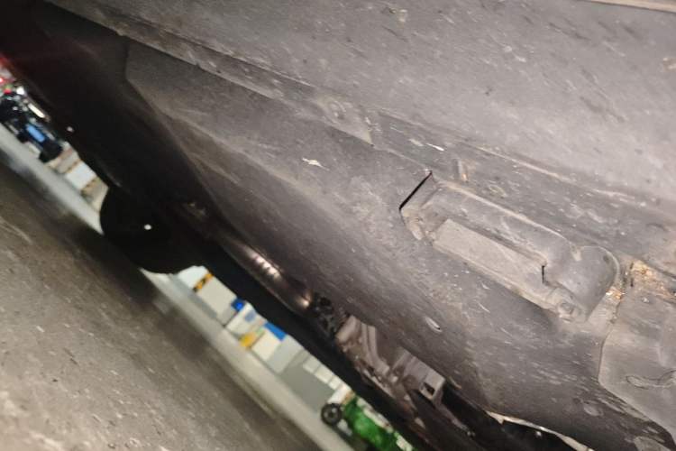 Used Porsche Cayenne E-Hybrid 2022 Cayenne E-Hybrid 2.0T Platinum Edition Chassis Front Right