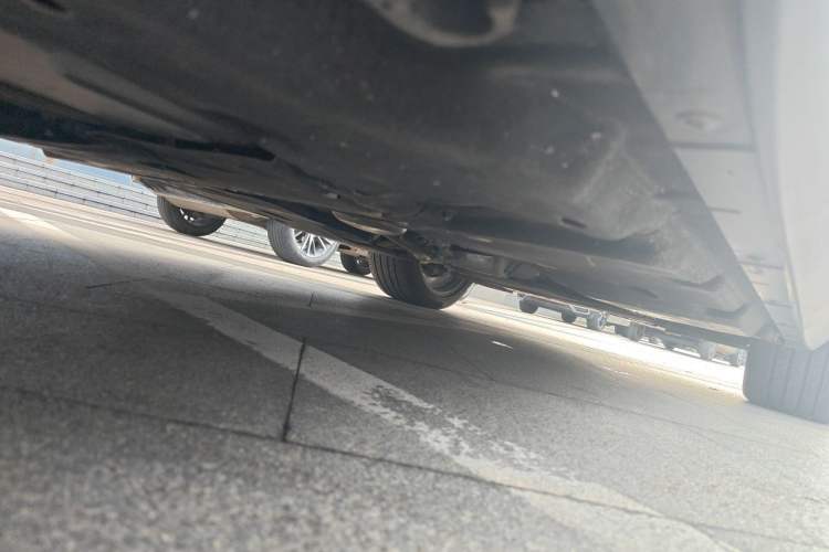 Used Porsche Cayenne E-Hybrid 2022 Cayenne E-Hybrid 2.0T Platinum Edition Chassis Rear Right