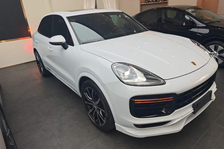 Used Porsche Cayenne E-Hybrid 2022 Cayenne E-Hybrid 2.0T Platinum Edition Exterior 1