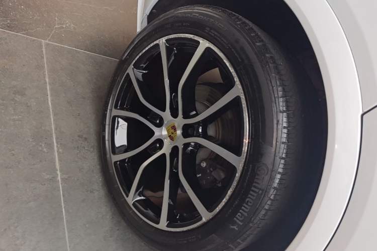 Used Porsche Cayenne E-Hybrid 2022 Cayenne E-Hybrid 2.0T Platinum Edition Exterior 5