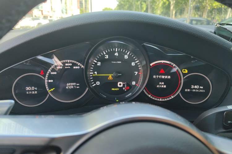 Used Porsche Cayenne E-Hybrid 2022 Cayenne E-Hybrid 2.0T Platinum Edition Instrument Cluster