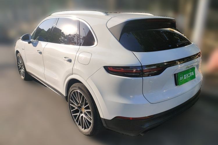 Used Porsche Cayenne E-Hybrid 2022 Cayenne E-Hybrid 2.0T Platinum Edition Rear Left 45 Deg