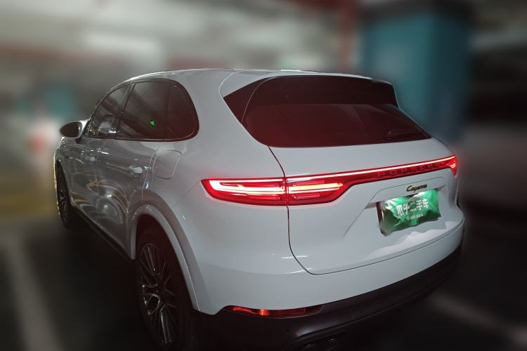 Used Porsche Cayenne E-Hybrid 2022 Cayenne E-Hybrid 2.0T Platinum Edition Rear Left 45 Deg