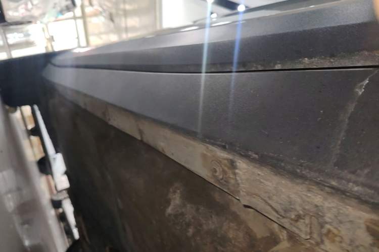 Used Porsche Cayenne E-Hybrid 2022 Cayenne E-Hybrid 2.0T Platinum Edition Right Side Sill