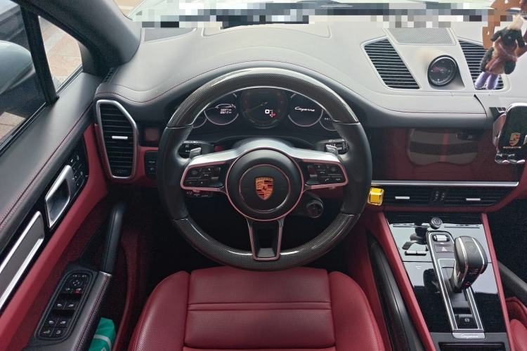 Used Porsche Cayenne E-Hybrid 2022 Cayenne E-Hybrid 2.0T Platinum Edition Steering Wheel