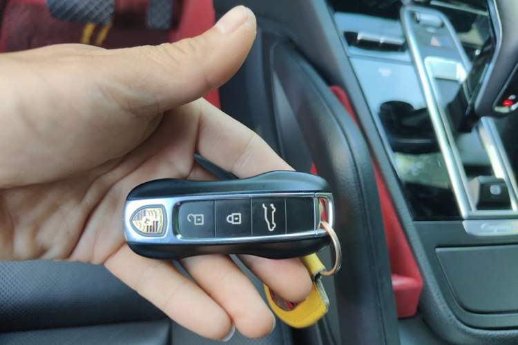 Used Porsche Cayenne E-Hybrid 2022 Cayenne E-Hybrid 2.0T Platinum Edition Vehicle Key
