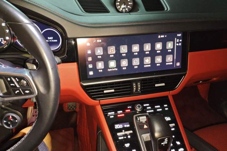 Used Porsche Cayenne E-Hybrid 2023 Cayenne E-Hybrid 2.0T Audio And AC Panel