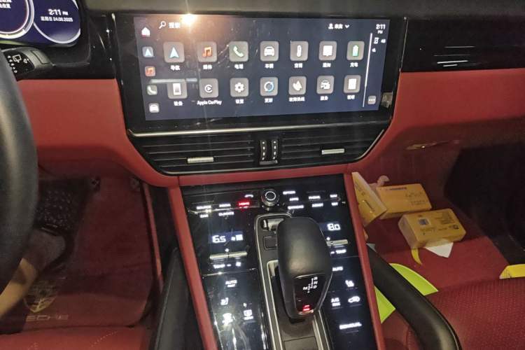 Used Porsche Cayenne E-Hybrid 2023 Cayenne E-Hybrid 2.0T Audio And AC Panel