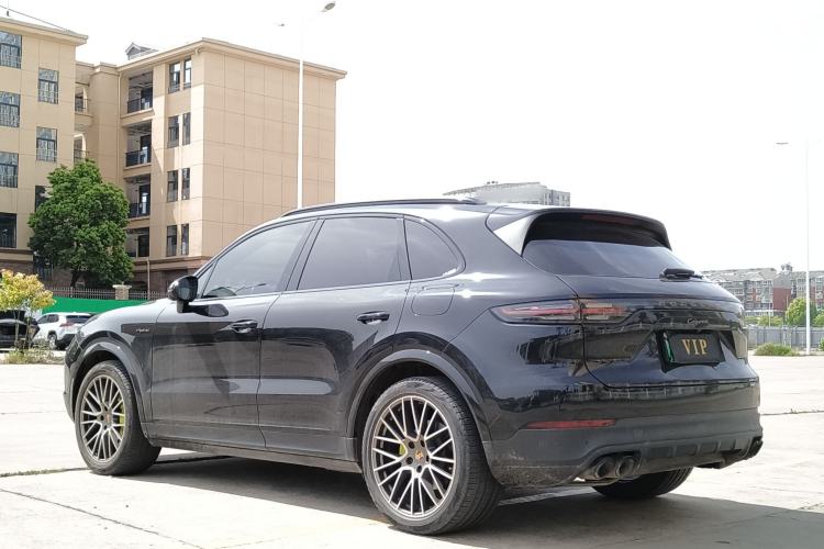 Used Porsche Cayenne E-Hybrid 2023 Cayenne E-Hybrid 2.0T Platinum Edition Exterior 4