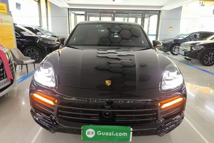 Used Porsche Cayenne E-Hybrid 2023 Cayenne E-Hybrid 2.0T Platinum Edition Front