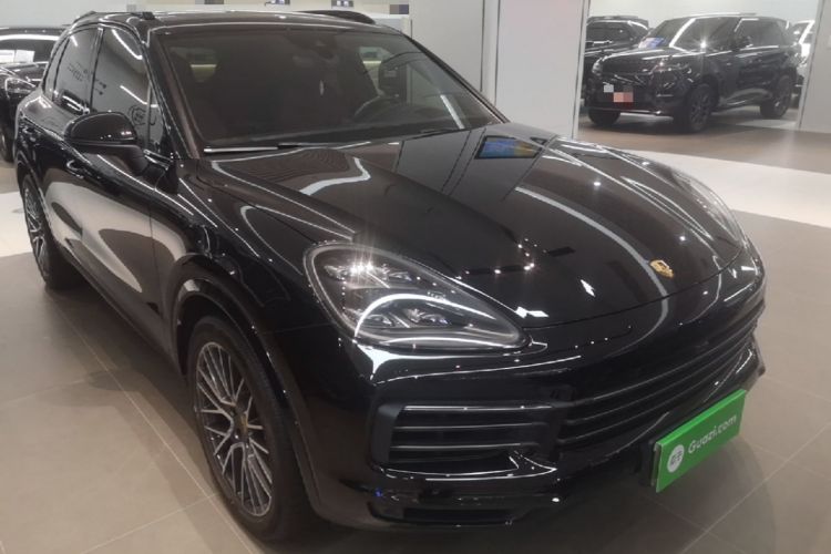 Used Porsche Cayenne E-Hybrid 2023 Cayenne E-Hybrid 2.0T Platinum Edition Front Right 45 Deg