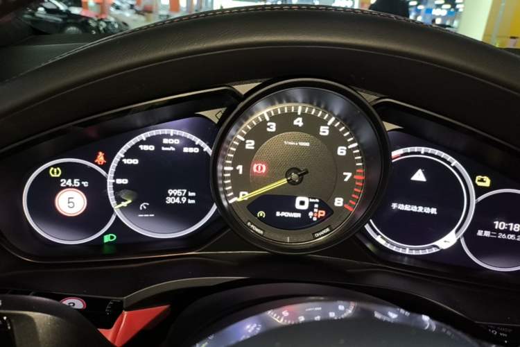 Used Porsche Cayenne E-Hybrid 2023 Cayenne E-Hybrid 2.0T Platinum Edition Instrument Cluster
