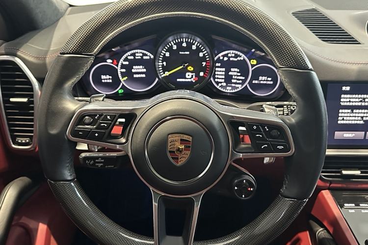 Used Porsche Cayenne E-Hybrid 2023 Cayenne E-Hybrid 2.0T Platinum Edition Interior 3