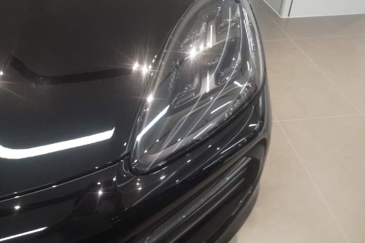 Used Porsche Cayenne E-Hybrid 2023 Cayenne E-Hybrid 2.0T Platinum Edition Left Front Headlight