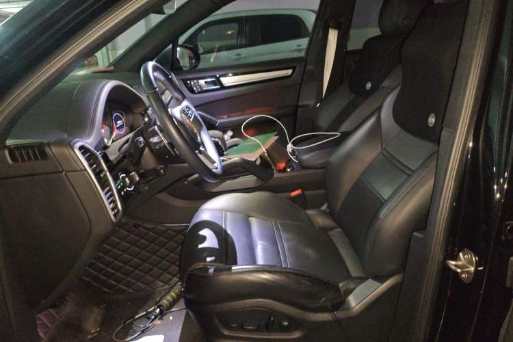 Used Porsche Cayenne E-Hybrid 2023 Cayenne E-Hybrid 2.0T Platinum Edition Left Front Seat