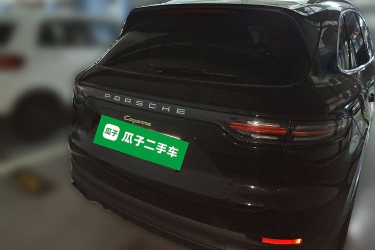 Used Porsche Cayenne E-Hybrid 2023 Cayenne E-Hybrid 2.0T Rear