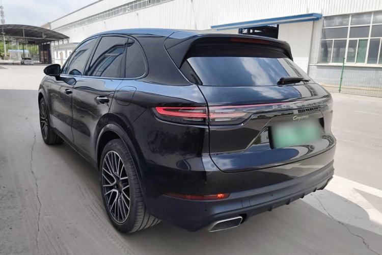 Used Porsche Cayenne E-Hybrid 2023 Cayenne E-Hybrid 2.0T Rear Left 45 Deg