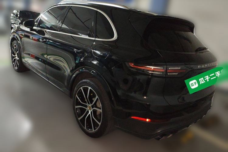 Used Porsche Cayenne E-Hybrid 2023 Cayenne E-Hybrid 2.0T Rear Left 45 Deg