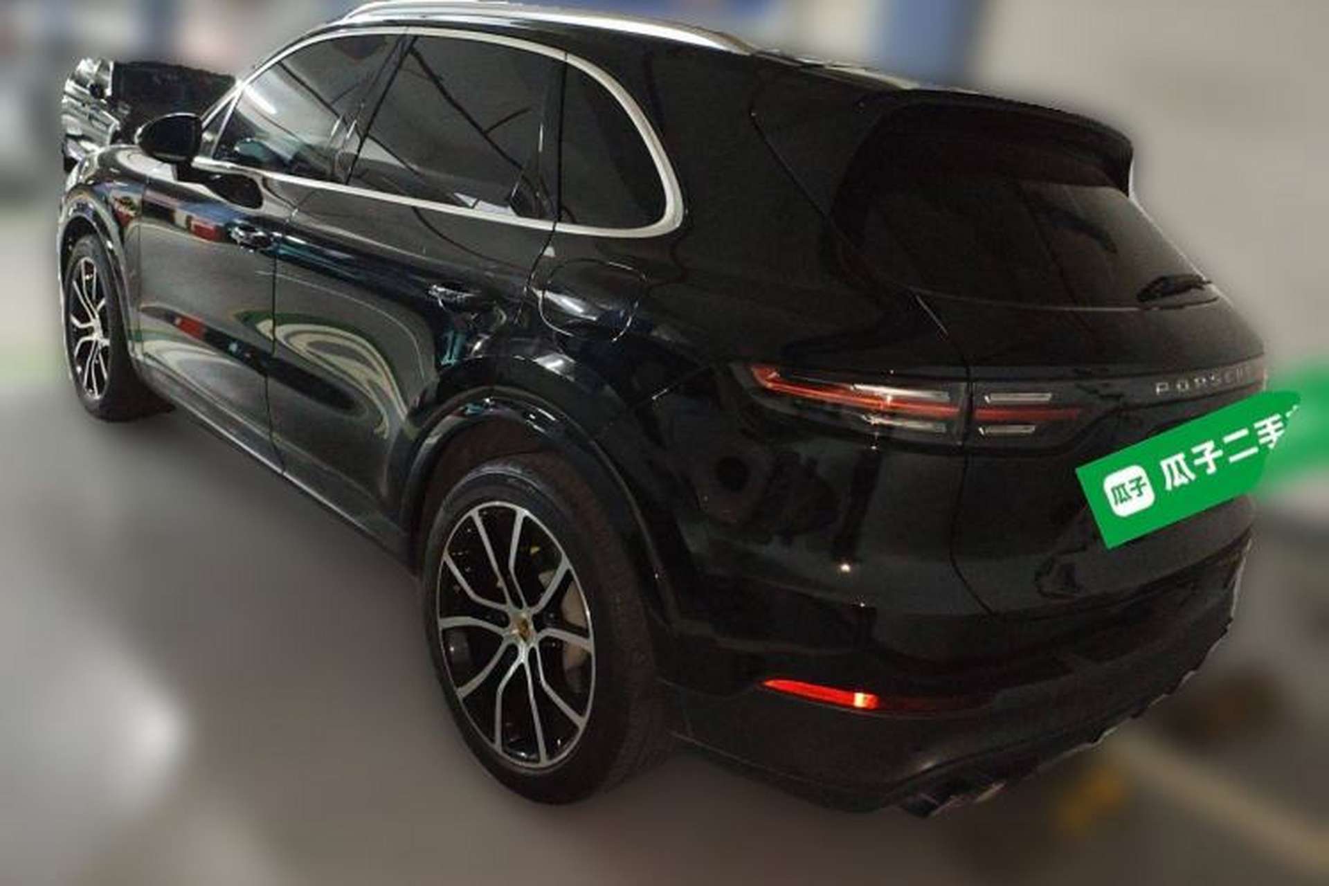 Used Porsche Cayenne E-Hybrid 2023 Cayenne E-Hybrid 2.0T Rear Left 45 Deg