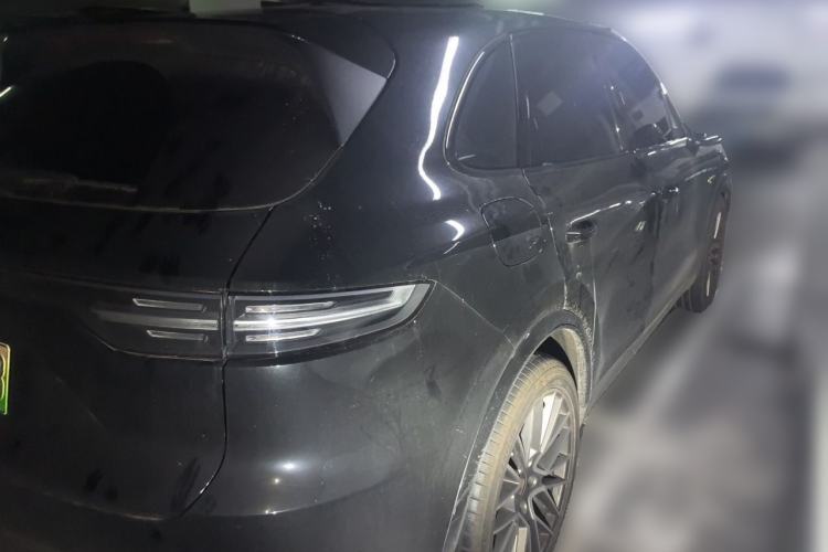 Used Porsche Cayenne E-Hybrid 2023 Cayenne E-Hybrid 2.0T Platinum Edition Rear Right 45 Deg
