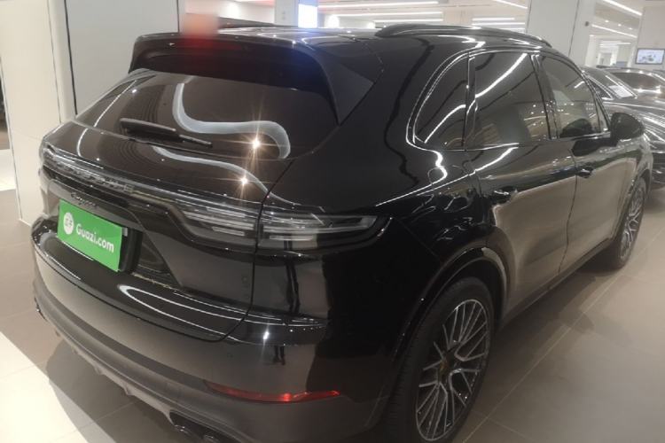 Used Porsche Cayenne E-Hybrid 2023 Cayenne E-Hybrid 2.0T Platinum Edition Rear Right 45 Deg