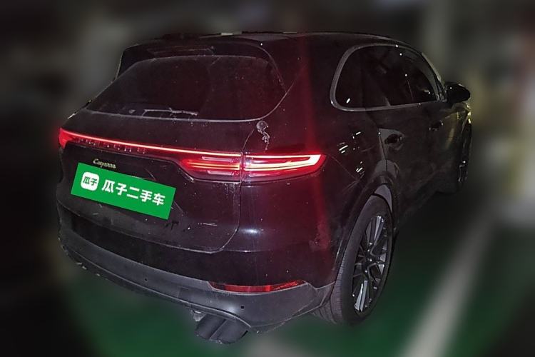 Used Porsche Cayenne E-Hybrid 2023 Cayenne E-Hybrid 2.0T Rear Right 45 Deg