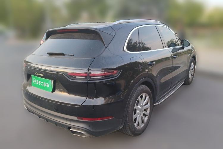 Used Porsche Cayenne E-Hybrid 2023 Cayenne E-Hybrid 2.0T Rear Right 45 Deg