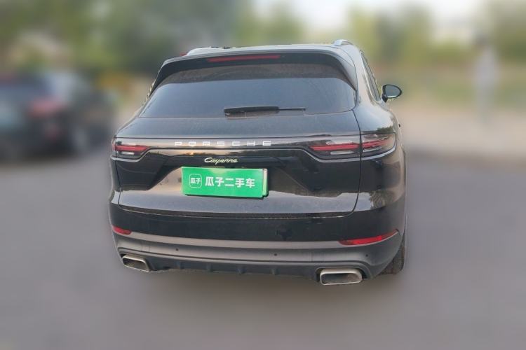 Used Porsche Cayenne E-Hybrid 2023 Cayenne E-Hybrid 2.0T Rear