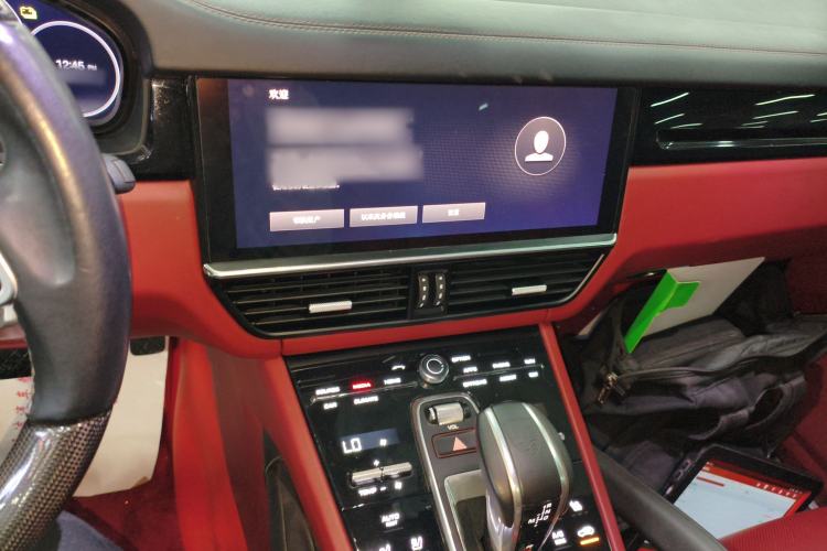 Used Porsche Cayenne E-Hybrid 2023 Cayenne E-Hybrid 2.0T Audio And AC Panel