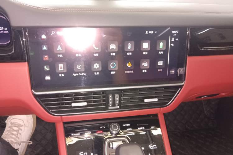 Used Porsche Cayenne E-Hybrid 2023 Cayenne E-Hybrid 2.0T Audio And AC Panel