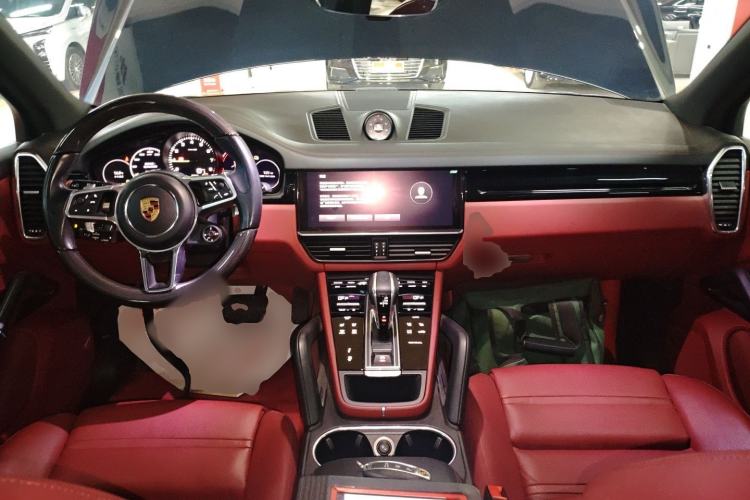 Used Porsche Cayenne E-Hybrid 2023 Cayenne E-Hybrid 2.0T Center Console