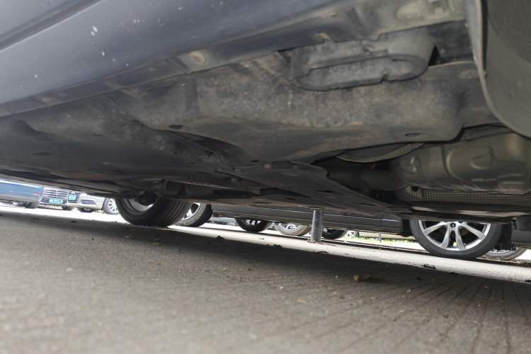 Used Porsche Cayenne E-Hybrid 2023 Cayenne E-Hybrid 2.0T Platinum Edition Chassis Rear Left