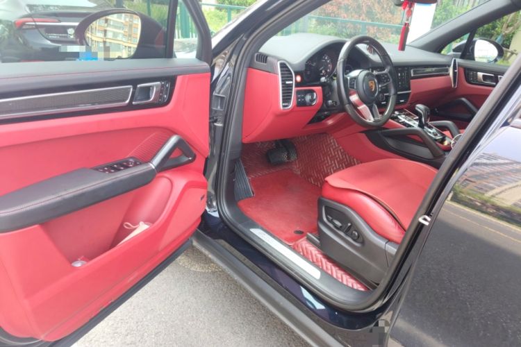 Used Porsche Cayenne E-Hybrid 2023 Cayenne E-Hybrid 2.0T Driver Seat
