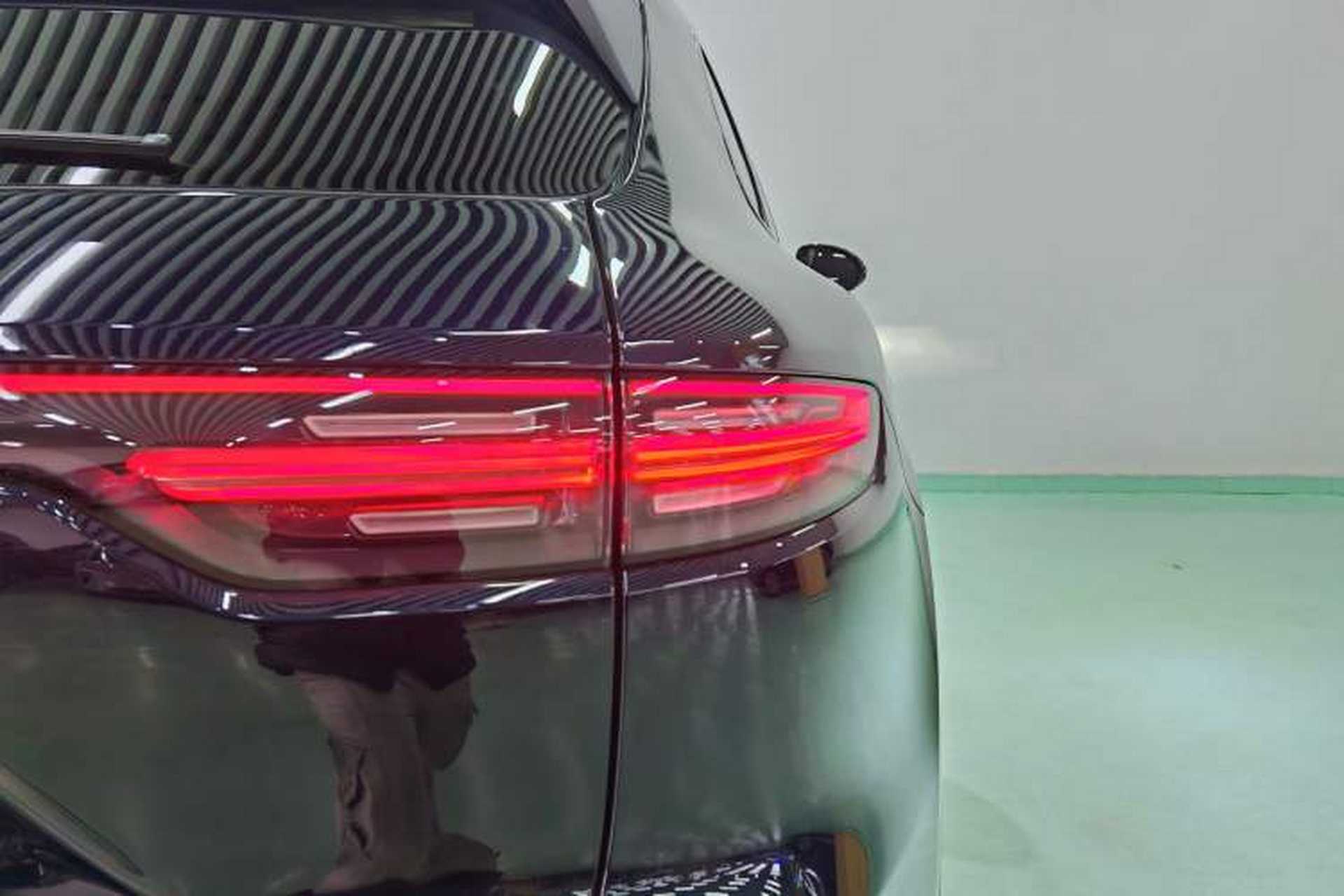 Used Porsche Cayenne E-Hybrid 2023 Cayenne E-Hybrid 2.0T Platinum Edition Exterior 5